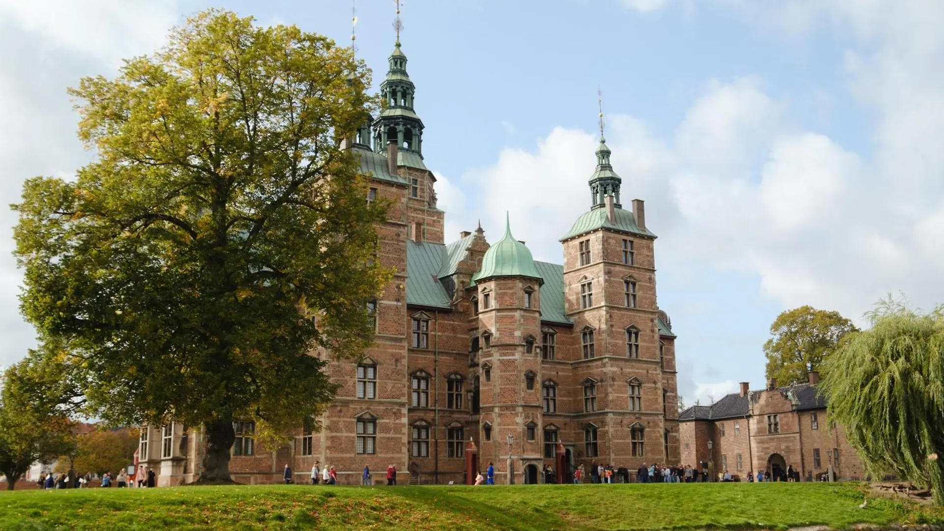 Located In The Heart Of Copenhagen Apartment 0*,